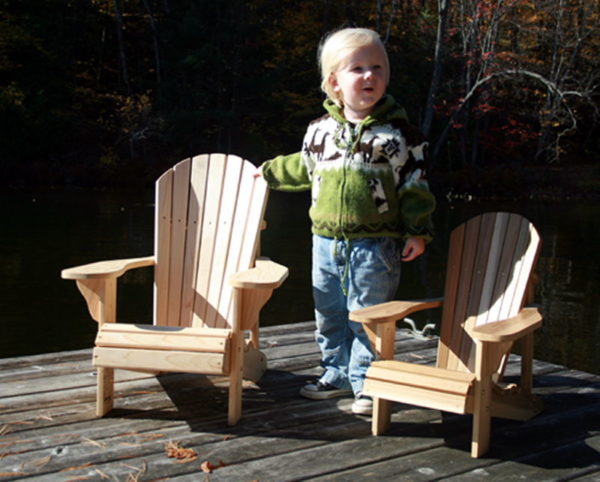 14 Absolutely Free Adirondack Chair Plans For Your Garden | Free Garden ...