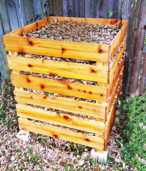 DIY Compost Bin | Free Garden Plans - How to build garden projects