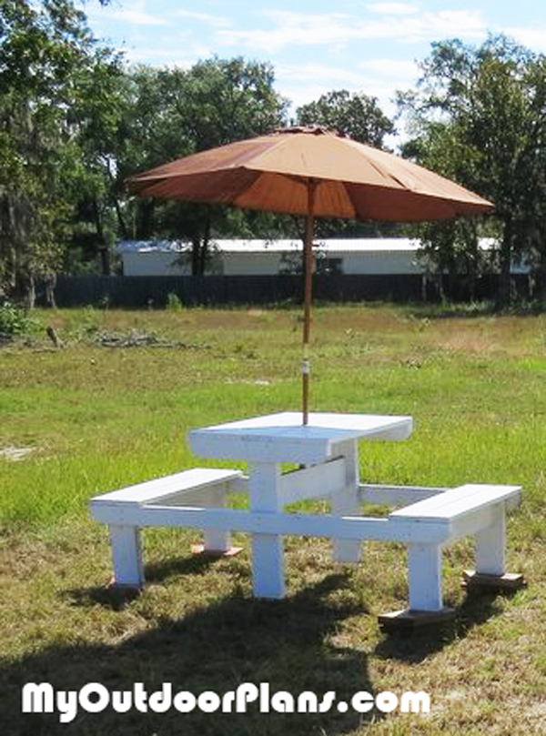 DIY-Small-Picnic-Table-Plans