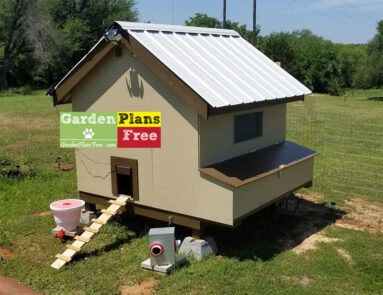 DIY 6×6 Chicken Coop | Free Garden Plans - How to build garden projects